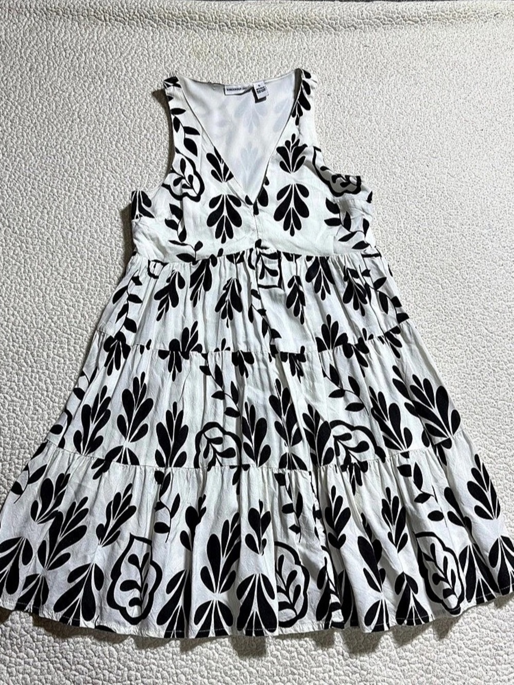 Sincerely Jules Floral Mini Dress White & Black Size Small Like New